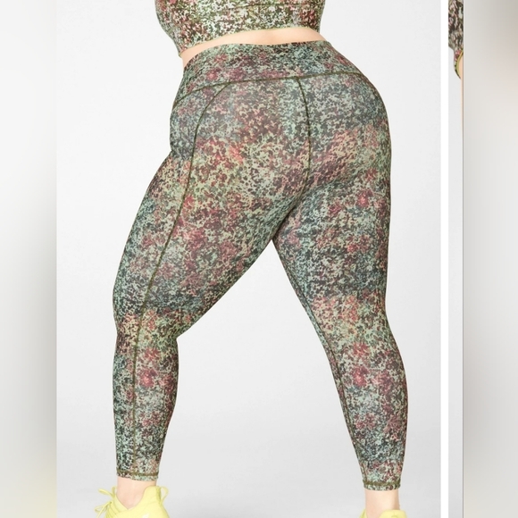 Fabletics Define PowerHold® High-Waisted 7/8 Legging in Earthen Size 3X - Picture 2 of 13